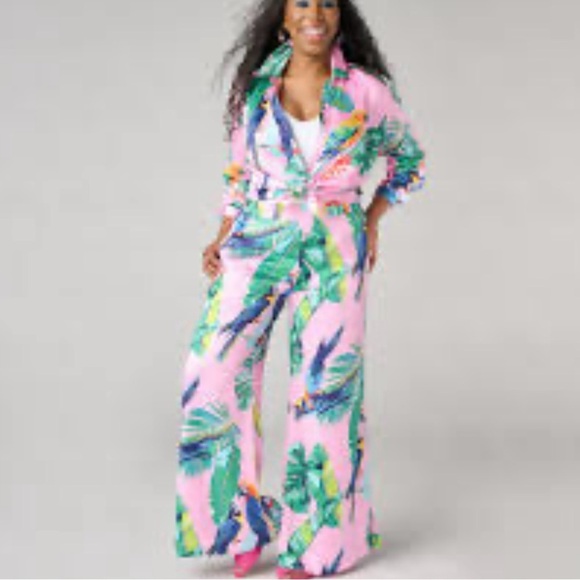 Studio Park Parrot Blouse size XXS Pink Tropical - Picture 1 of 6